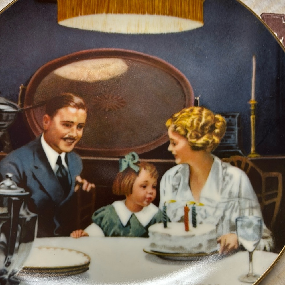 No chips or cracks in good condition